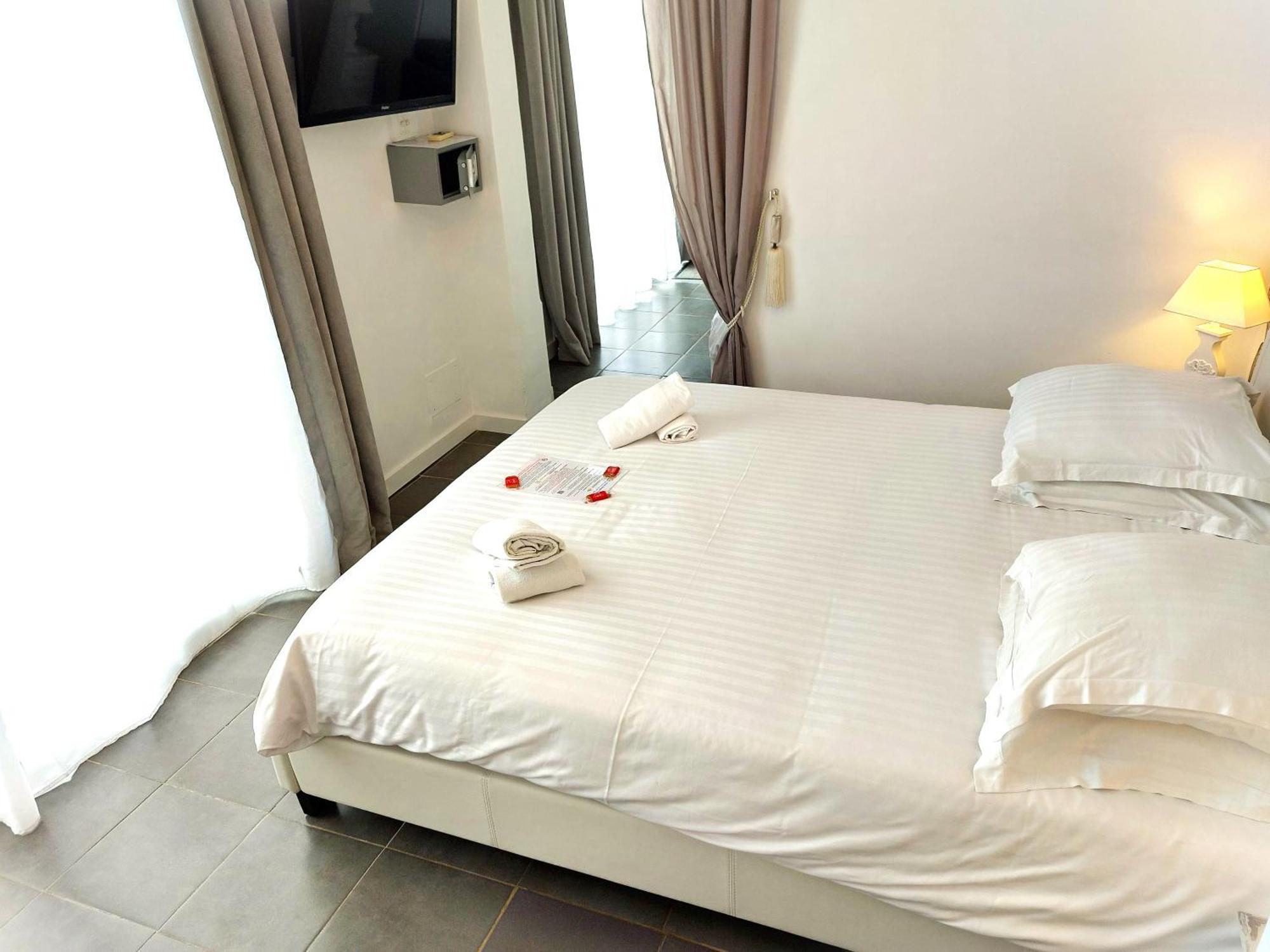 Hotel Les Jardins De Bormes, Sauna & Jacuzzi Szoba fotó