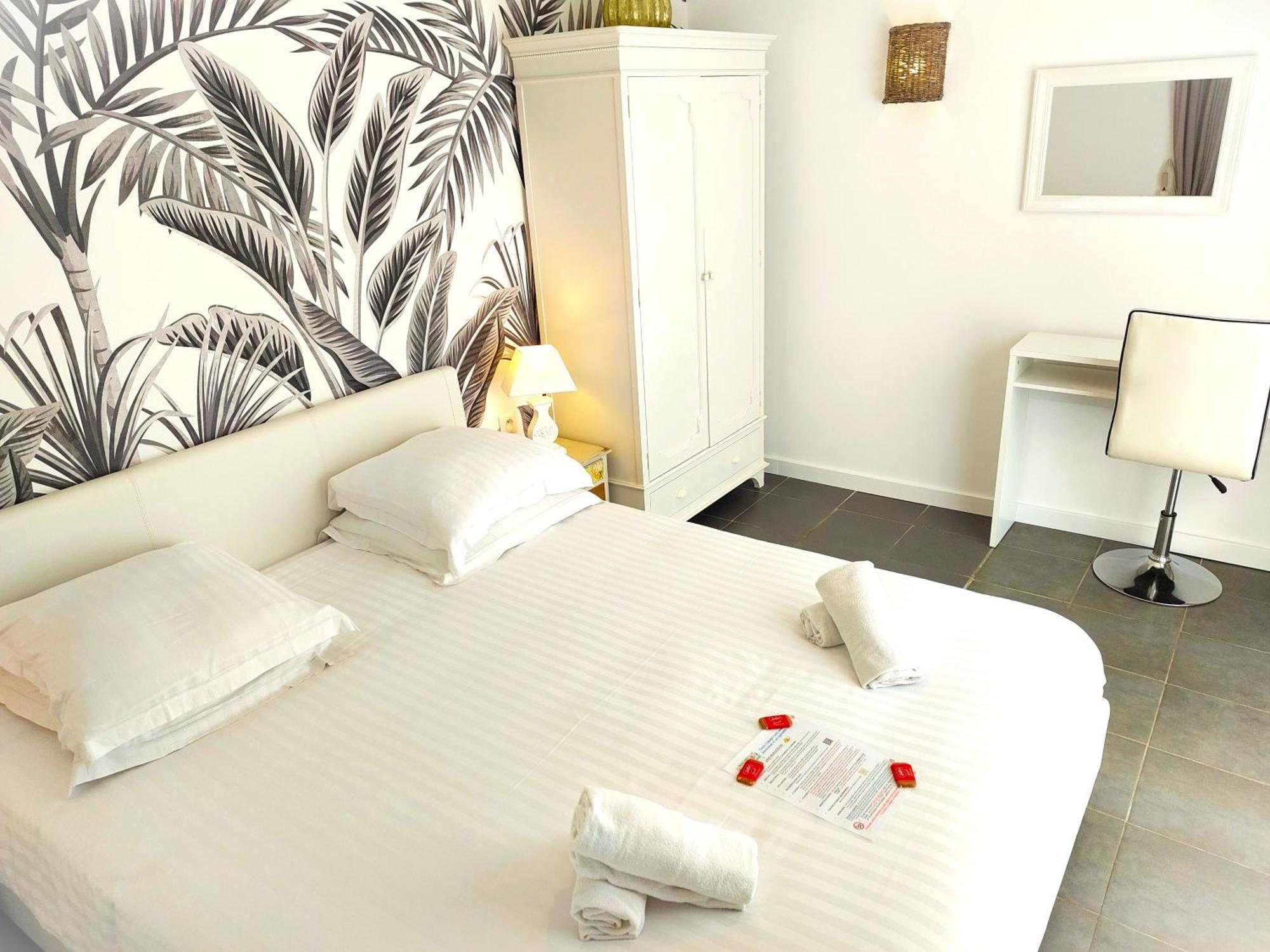 Hotel Les Jardins De Bormes, Sauna & Jacuzzi Szoba fotó